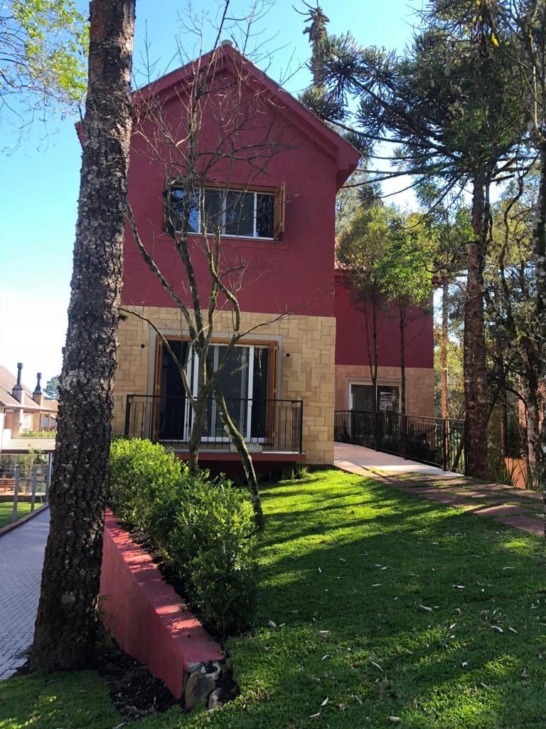 Casa de Condomínio em Canela