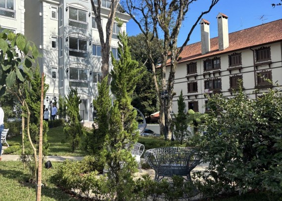 Apartamento, no bairro Planalto em Gramado