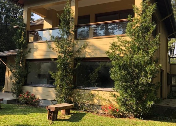 Casa de Condomínio em Canela