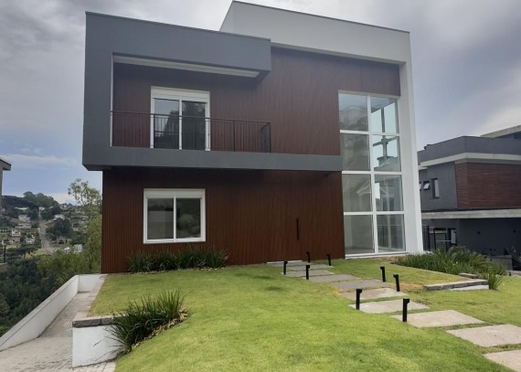 Casa de Condomínio em Gramado