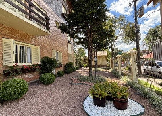 Apartamento, no bairro Planalto em Gramado