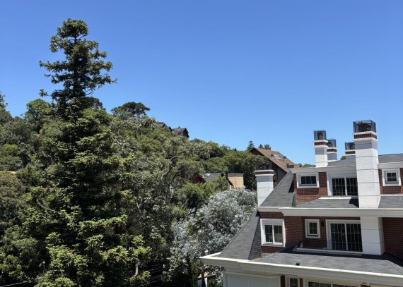 Apartamento, no bairro Planalto em Gramado