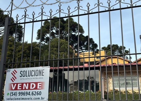 Casa, no bairro Centro em Canela