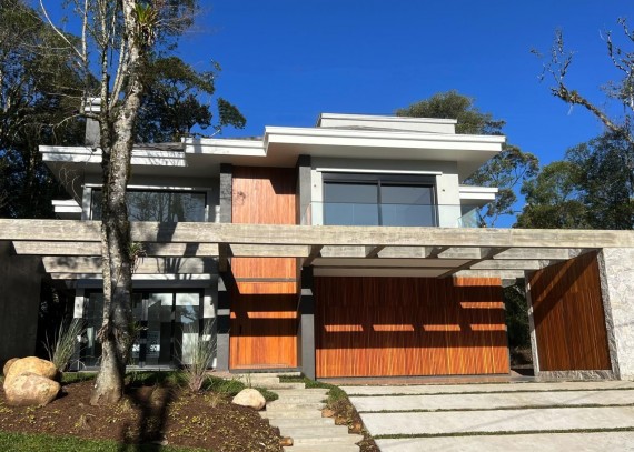 Casa, no bairro Carniel em Gramado