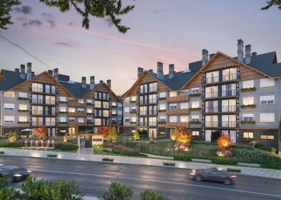 Apartamento, no bairro Centro em Canela