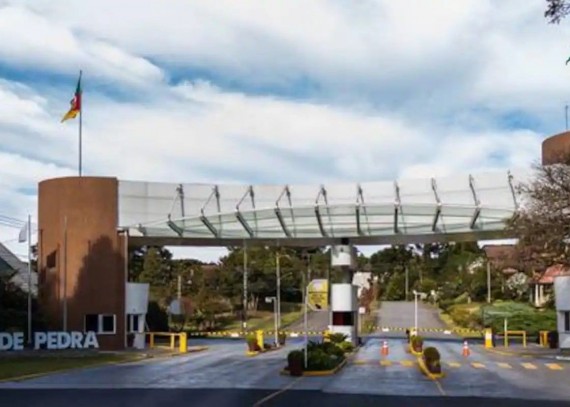 Empreendimento Laje de Pedra Mountain Village