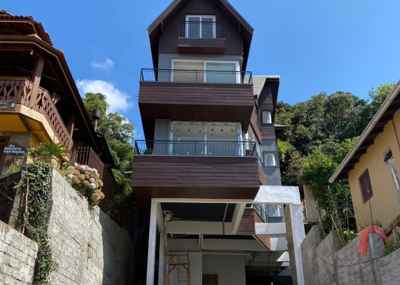 Apartamento, no bairro Piratini em Gramado