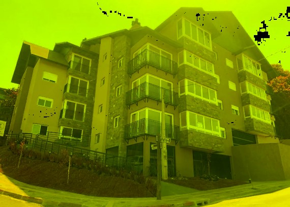 Apartamento, no bairro Floresta em Gramado