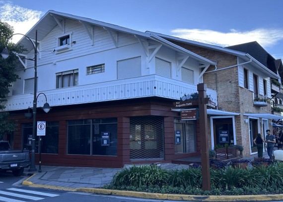 Terreno Comercial, no bairro Centro em Gramado